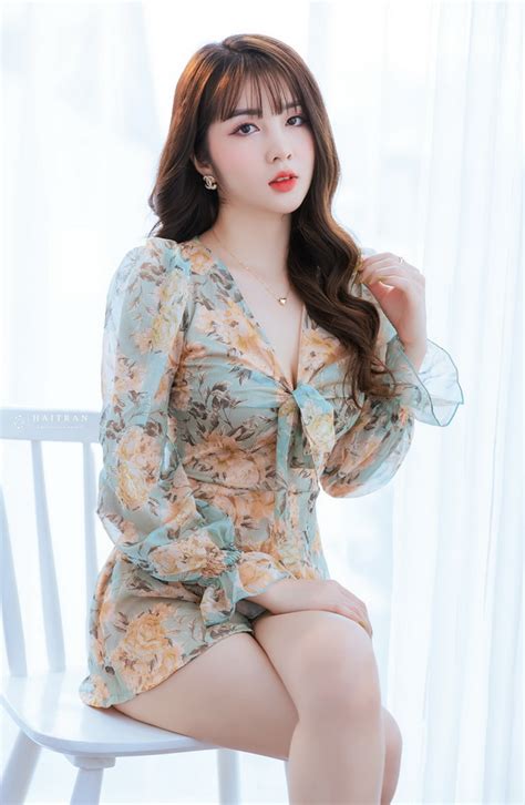 Hai Tran Photography Asian Beauty Asian Girl Besties Cute Outfits Bodysuit Photography
