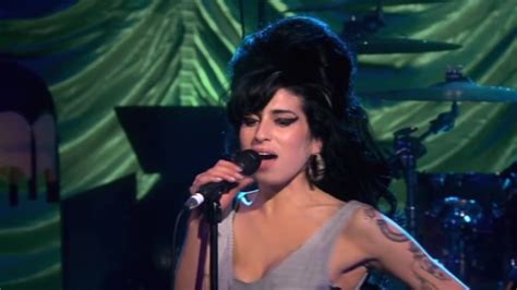 Amy Winehouse Live In London 2007 The First Full Length Video Of This