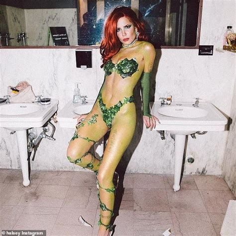 Halsey Looks Sexy In A Leafy Bikini Dressing Up As Poison Ivy Al Bawaba