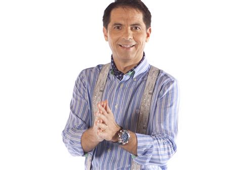 Film și dan negru este un prezentator român de televiziune, celebru pentru succesul showurilor tv și. DIVERTISMENT. Dan Negru, primele două emisiuni ale lunii