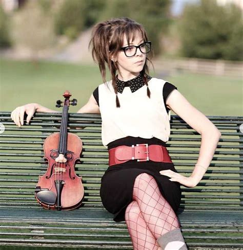 Lindsey Stirling Biography Facts Dating Married Husband Net Worth Religion Age Wiki