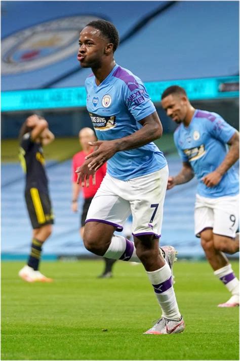 As part of the tournament premier league 21 february at 19:30 the team arsenal will play against the team manchester city. Man City 3-0 Arsenal: David Luiz sent off as City sweep aside 10-man Arsenal | Football | Sport ...