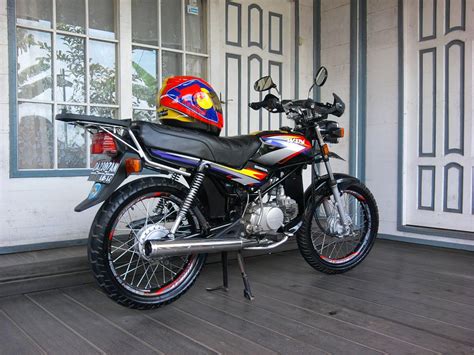 Kebayoran baru, jakarta selatan kemarin. 81 Modifikasi Motor Trail Win 100 | Modifikasi Trail