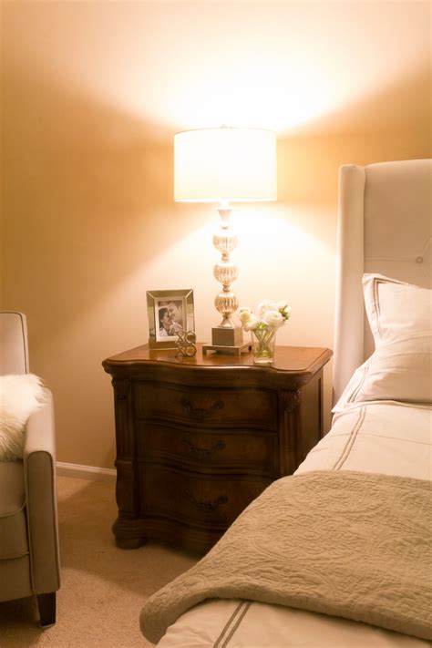 Reveal's enhanced color spectrum makes whites appear whiter and delivers incredible contrast between colors for exceptional clarity. Beautiful Lighting with GE Reveal Light Bulbs