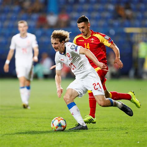Alex král (born 19 may 1998) is a czech professional footballer who plays as a defensive midfielder for russian premier league club spartak moscow. Alex Král: „Parta ve Spartaku je perfektní!" | Gól.cz