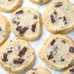Alison Roman S Salted Butter And Chocolate Chunk Shortbread Cookies
