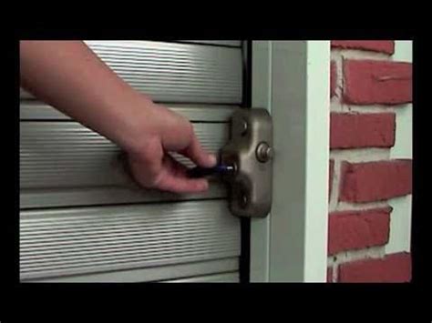 Il personale dell'azienda è a vostra disposizione per aiutarti a scegliere il modello più idoneo per soddisfare al. Gatelock Serrande - Sistema di sicurezza per negozio, casa ...