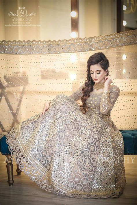 Usman mukhtar beautiful wedding pictures | zunaira inam khan complete biography. Pin by Nimra Ahmed on My beautiful bride Collection | Pakistani wedding outfits, Bridal hijab ...