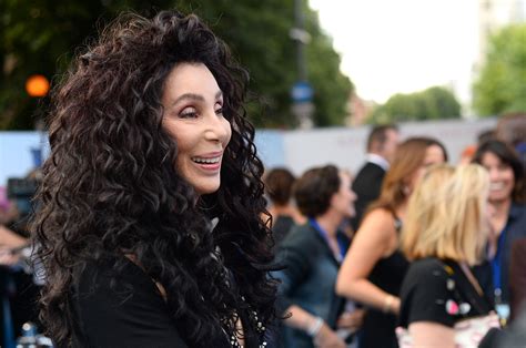 Man Arrested On Drug Charges At Cher S Malibu Home