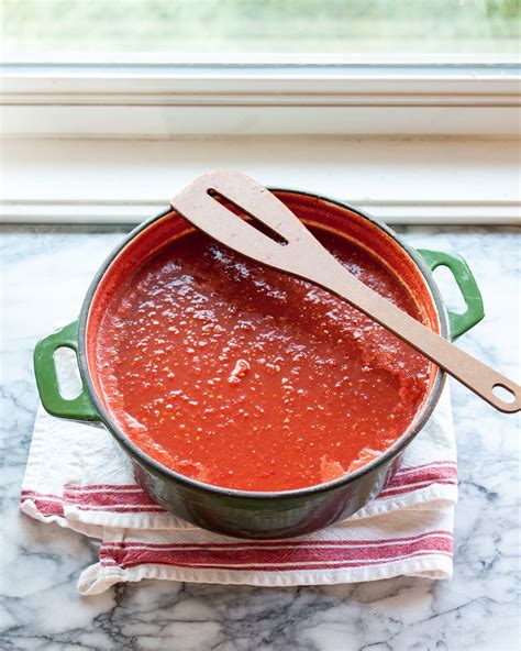 How To Make Tomato Sauce With Fresh Tomatoes Kitchn