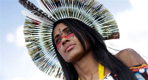 Pentru a scrie un review trebuie sa fii autentificat. CIDH: mujeres indígenas latinoamericanas son discriminadas ...