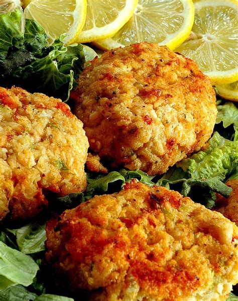 Having only 1 leftover egg white is the toughest because most recipes call for 2 or more extra egg whites. Crab Cakes: Easy, light recipe! There are only a few ...