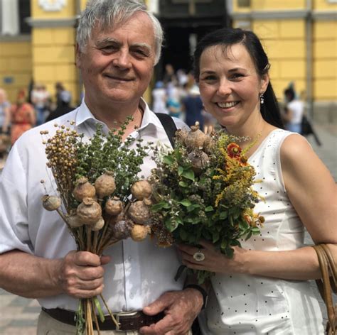 Макові́я (також перший спас, спас на воді, маковея, макотрус ) — народна назва православного свята винесення чесних древ животворчого. Маковій: початок спасівки в Україні | "Полтавський вісник ...