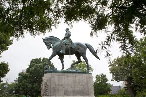 violence adds momentum to removal of confederate statues chicago sun times