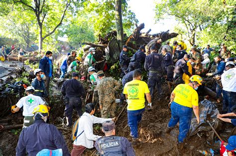 Apareció faravelli sin marcas en el. Más de mil personas se despliegan en 4 km de deslave para ...