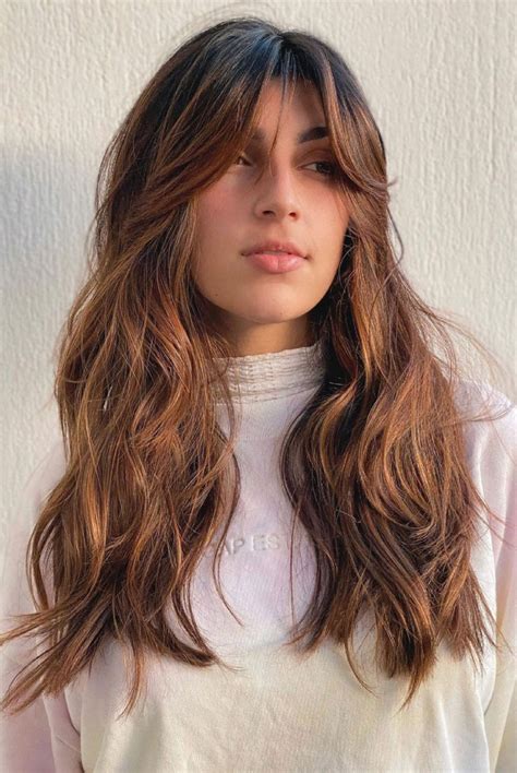 43 Curtain Bangs That Re So Trendy In 2022 Glossy Espresso Beauty Bangs