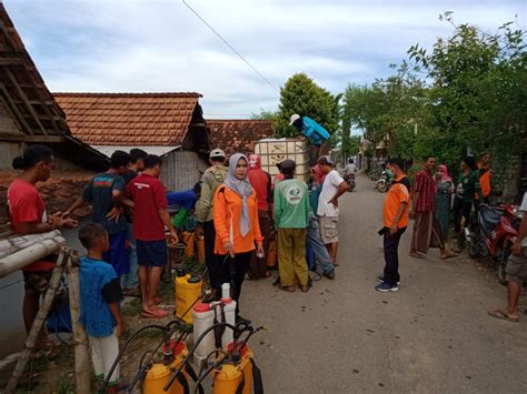 Gaji pokok ini mengalami kenaikan otomatis setiap 2 tahun. Website Resmi Desa Mliwang Kecamatan Kerek Kabupaten Tuban