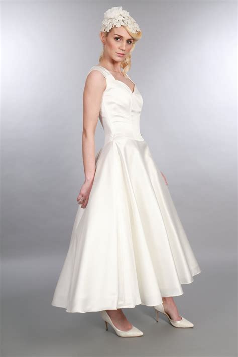 Ivy Tea Length 1950s Vintage Style Wedding Dress With Capped Sleeves