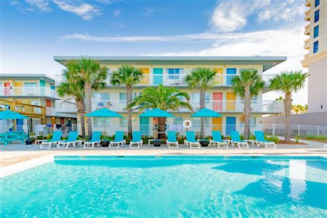 You love traveling, but you also like the creature comforts of home. Best Western Beachside Resort, Pensacola Beach, FL ...