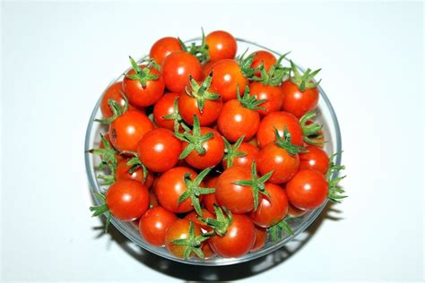 100 Red Sweetie Cherry Tomato Super Sweet 1 Lycopersicon Etsy
