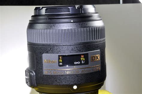 Nikon vr (vibration reduction) image stabilization provides 3.0 stops* of blur free handheld shooting, assuring dramatically sharper still images and hd video capture. AF-S DX Micro NIKKOR 40mm f/2.8G | siroyagi3000 | Flickr