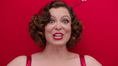 Rachel Bloom Sings New Crazy Ex Girlfriend Opening The Mary Sue