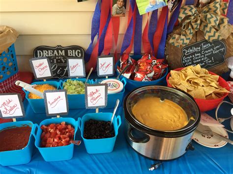 Get all the best catering options, graduation cakes and desserts, and themed decoration ideas for hosting a party to remember. Walking taco and Nacho bar | Birthday party food, Birthday ...