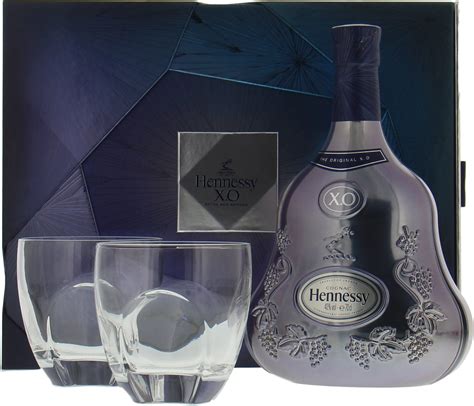 Abv is 40% and volume is 70cl. Hennessy XO Limited Edition Experience coffret with 2 ...