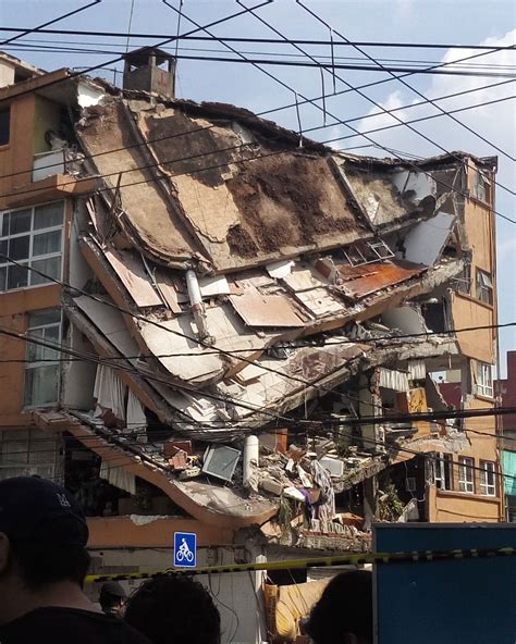 El terremoto de puebla de 2017 se produjo a las 13:14:40 horas, hora local (utc −5) del martes 19 de septiembre de ese año. México: Diferentes empresas toman acciones ante el sismo ...
