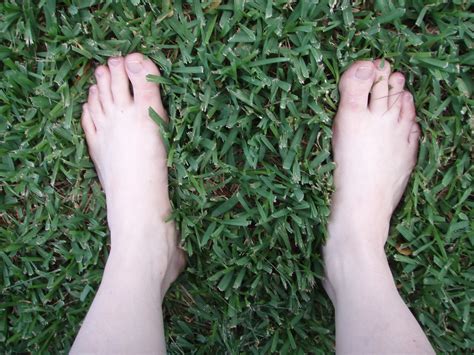 My Minging Feet In The Grass Thats The Drawback To Owni Flickr