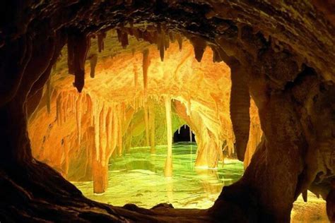 Dripstone Caves Austrailia Natural Phenomena Beautiful Places Cave