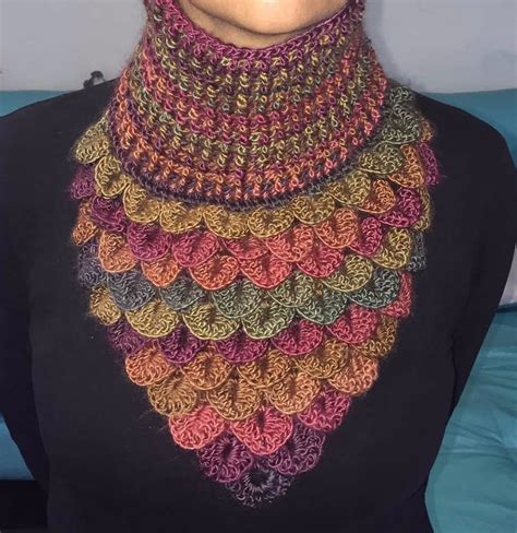 Puntos en crochet y aguja knook. Cuello Bufanda Hecho A Mano Tejido Crochet Color Marron ...