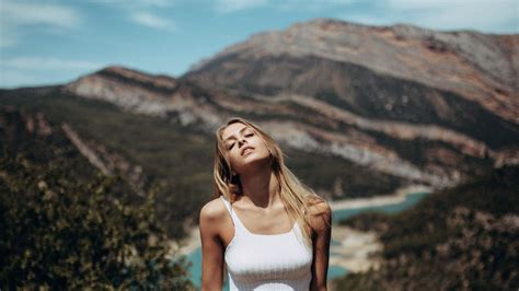 Wallpaper Face Sunlight Trees Mountains Women Outdoors Model