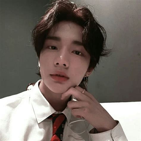 1 appearance 1.1 others 2 personality 3 skills 4 background 5 battles 6 appearances 7 etymology 8 trivia 9.later, bsd illustrated by sango harukawa and it has been published as series in the young ace magazine since 2012. hyunjin aesthetic layouts┊stray kids ♡ please... (con ...