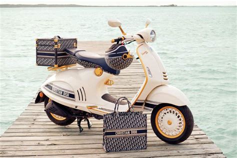 Vespa 946 Christian Dior: elle vise l'excellence esthétique! - Actu Moto