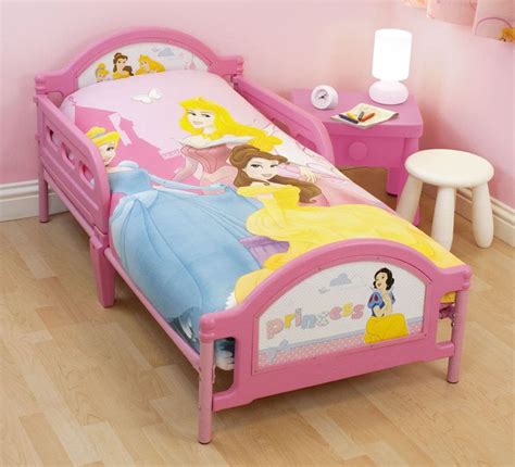 Open & share this gif classic disney, lion king, bett, with everyone you know. Erstaunlich Disney Princess Bett #Schlafzimmer Bett ...