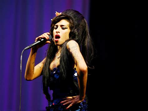 Mtv To Air Amy Winehouse Concert Tribute Cbs News