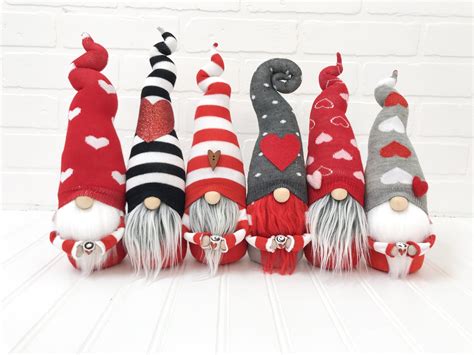 Your One Stop Shop For Holiday Gnomes Christmas Gnomes Diy Sew Your