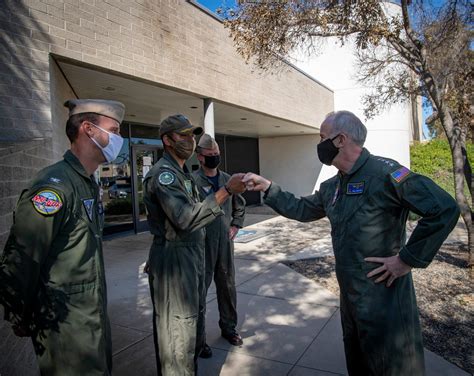 Dvids Images Vice Chief Of Naval Operations Visits Naval Air