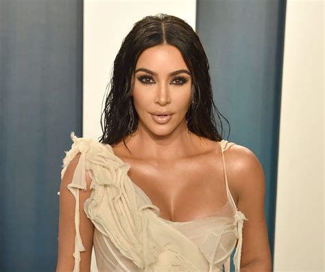 kim kardashian is officially a billionaire forbes business news inshorts