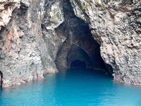 10 Wondrous Water Caves