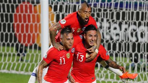 Brasil y chile miden fuerzas en río de janeiro por el boleto a semifinales. Copa America 2019: Reigning champions Chile win 4-0 ...