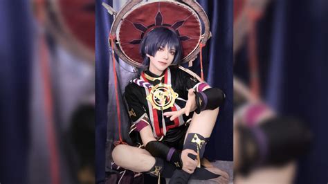 Sassy Scaramouche Cosplay Gives Genshin Fans More Than Just Crumbs