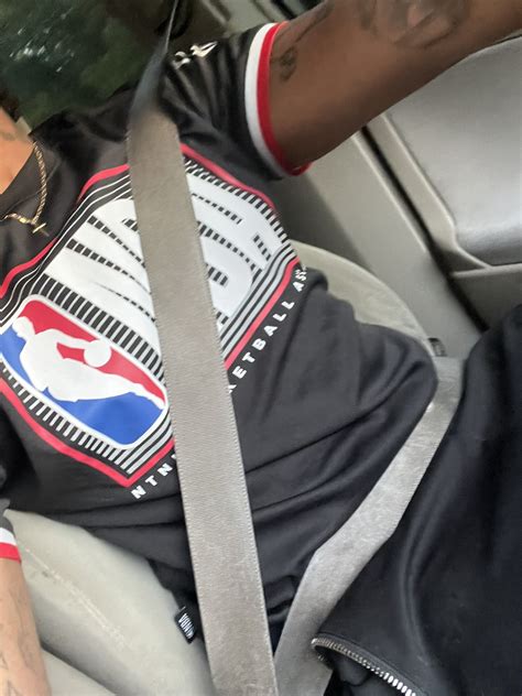 woodyLiveAt_5 on Twitter: "I’m cruising da greets of H-TOWN LOOKING 👀 #