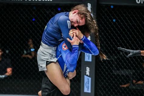 ONE Championship Danielle Kelly Taps Out Mariia Molchanova With Rear
