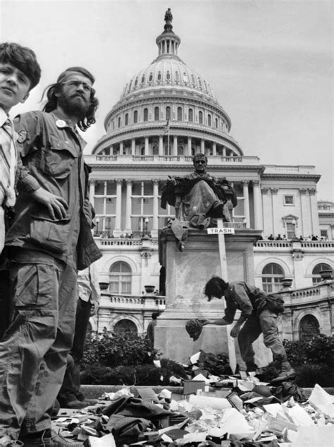 opinion 50 years ago vietnam veterans marched peacefully on the u s capitol this deserves