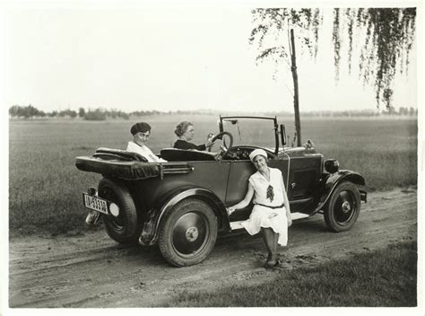 18 fascinating vintage snapshots of german ladies posing with their cars in the 1920s ~ vintage