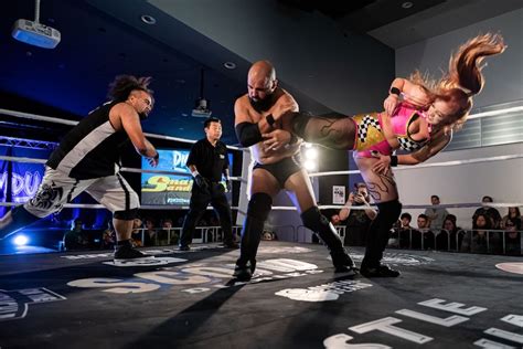 Deathmatch Wrestling Doesnt Care Who You Are — But You Better Be