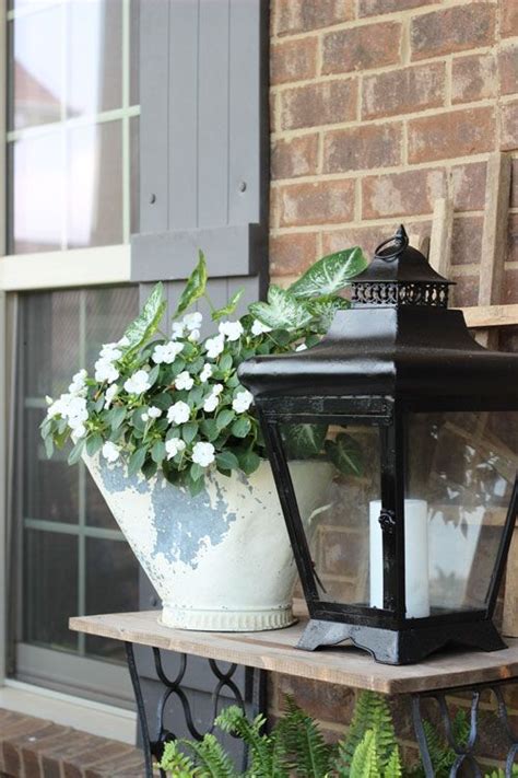 As you mentioned when you log into your pc the laptop screen looks black and white. Black and White and Green Collected Porch in 2020 | Front ...