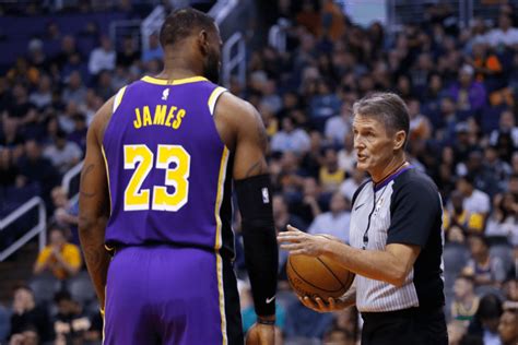 How Much Do Nba Referees Make Article Sports Goodlife